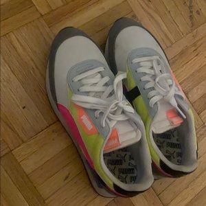 Puma shoes size 8. Lightly worn.